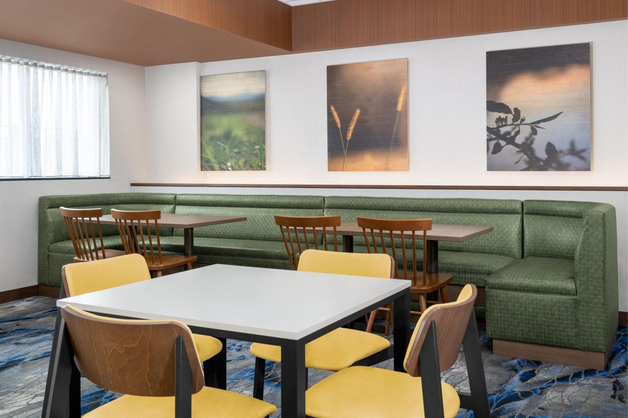 Fairfield Inn & Suites By Marriott Martinsburg Exterior foto